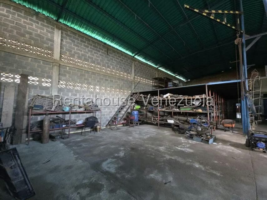 Comercial (Local Comercial) en Venta en Avenida Intercomunal, Zulia - 9
