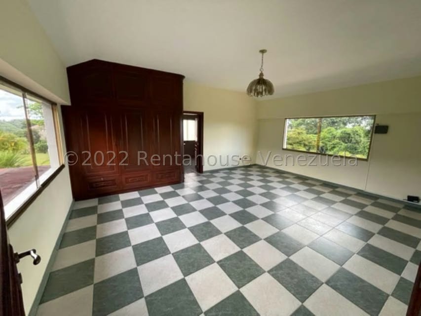 Casa (Multipes Niveles) en Venta en Finca Campo Alegre, Miranda - 29