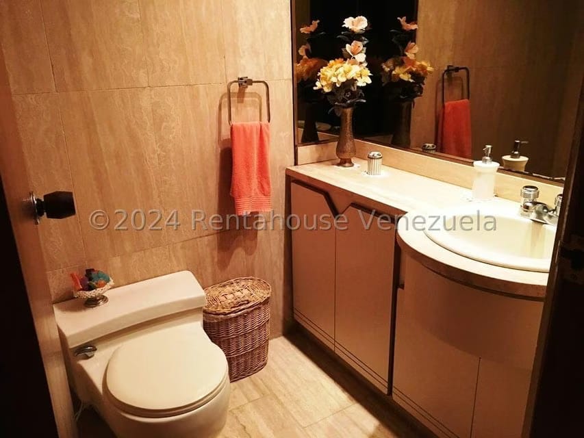Apartamento (Duplex) en Venta en Los Samanes, Distrito Metropolitano - 19