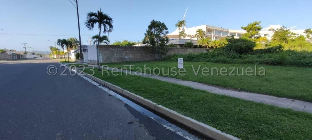 Terreno (Residencial) en Venta en Puerto Encantado, Miranda - 4