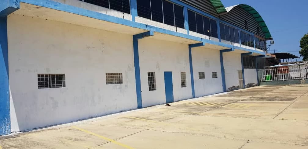 SE ALQUILAN GALPONES SE LA ZONA IND. LOS MONTONES