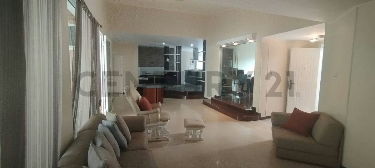 Casa en venta Urb. Colinas de Vista Alegre