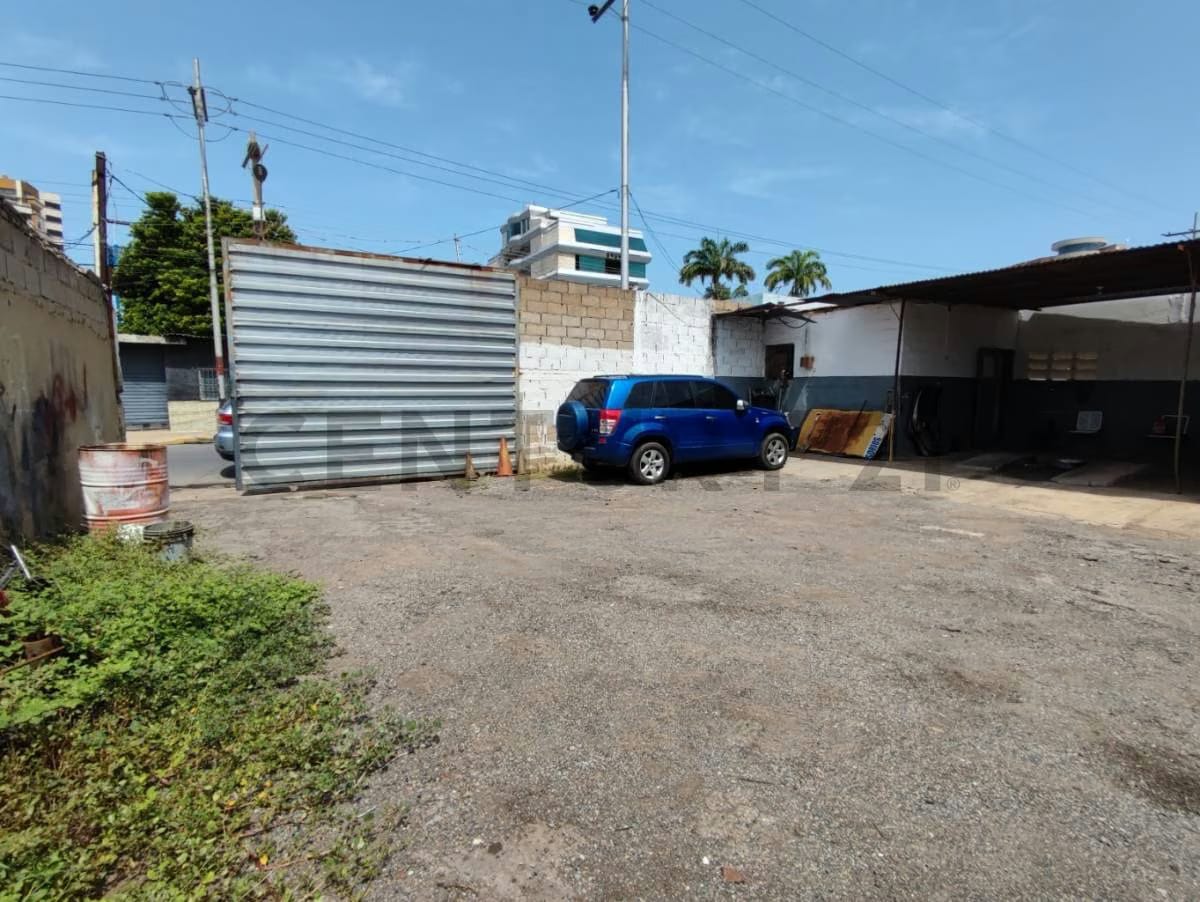 Excelente terreno zonificación R-5, de 530 m2 en Lecheria - 4