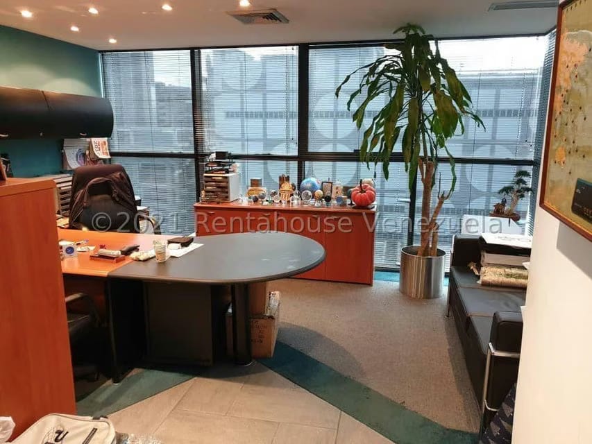 Comercial (Oficina) en Venta en El Bosque, Distrito Metropolitano - 8