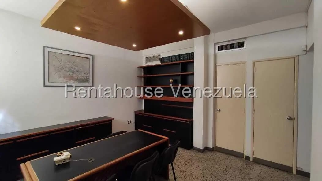 Comercial (Oficina) en Alquiler en San Martin, Zulia - 11