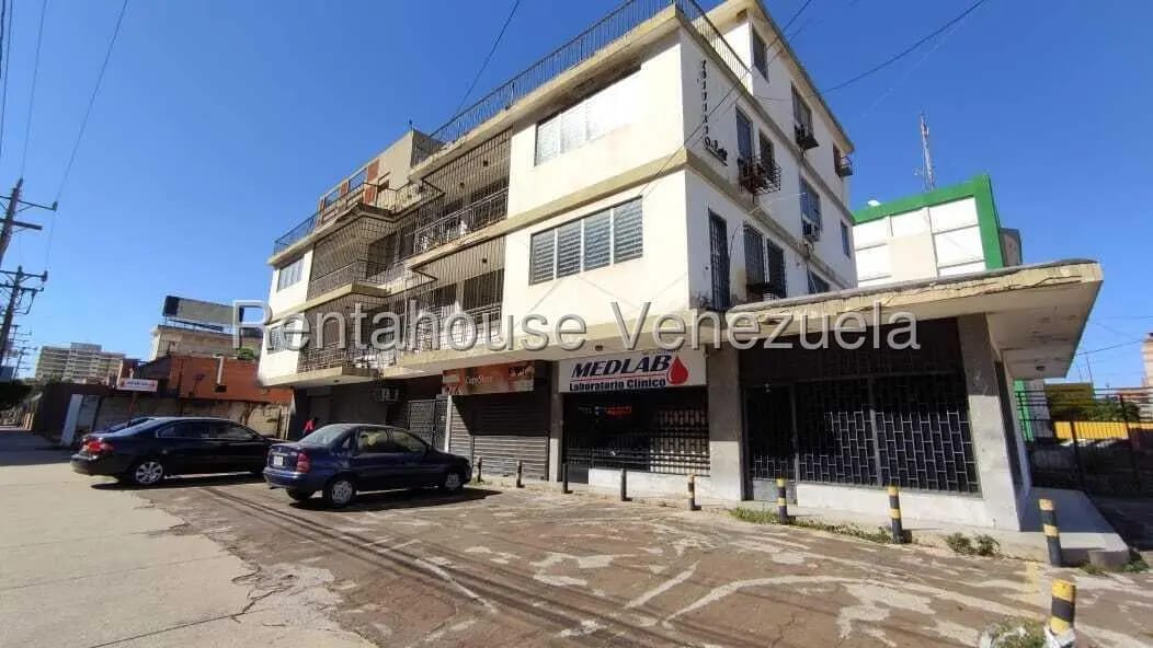 Comercial (Oficina) en Alquiler en San Martin, Zulia - 24