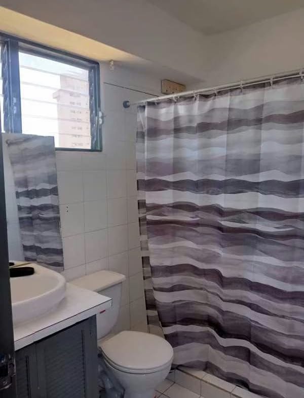 Apartamento en Av. Bolívar - 8