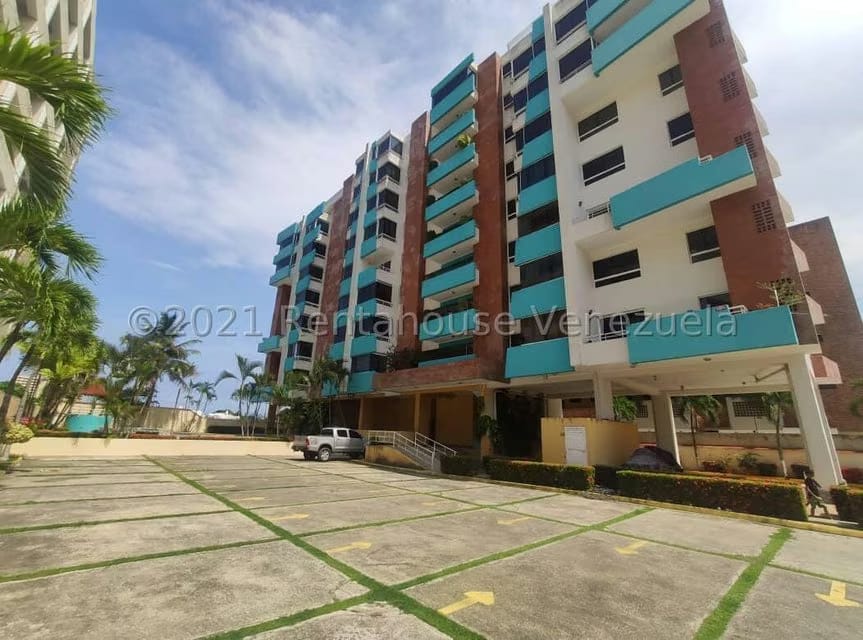 Apartamento (Duplex) en Venta en Puerto Encantado, Miranda - 28