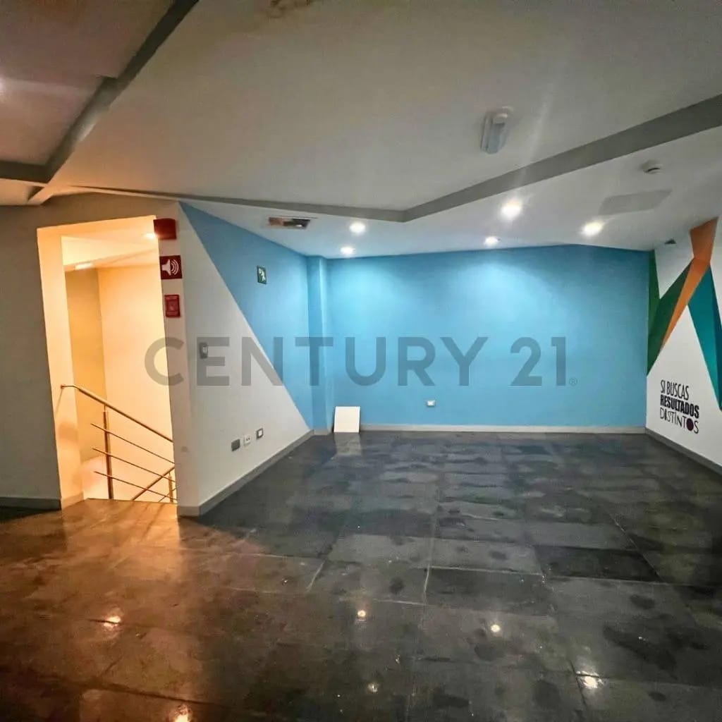Local en Venta La Candelaria: Donde el capital no espera por la rentabilidad - 11