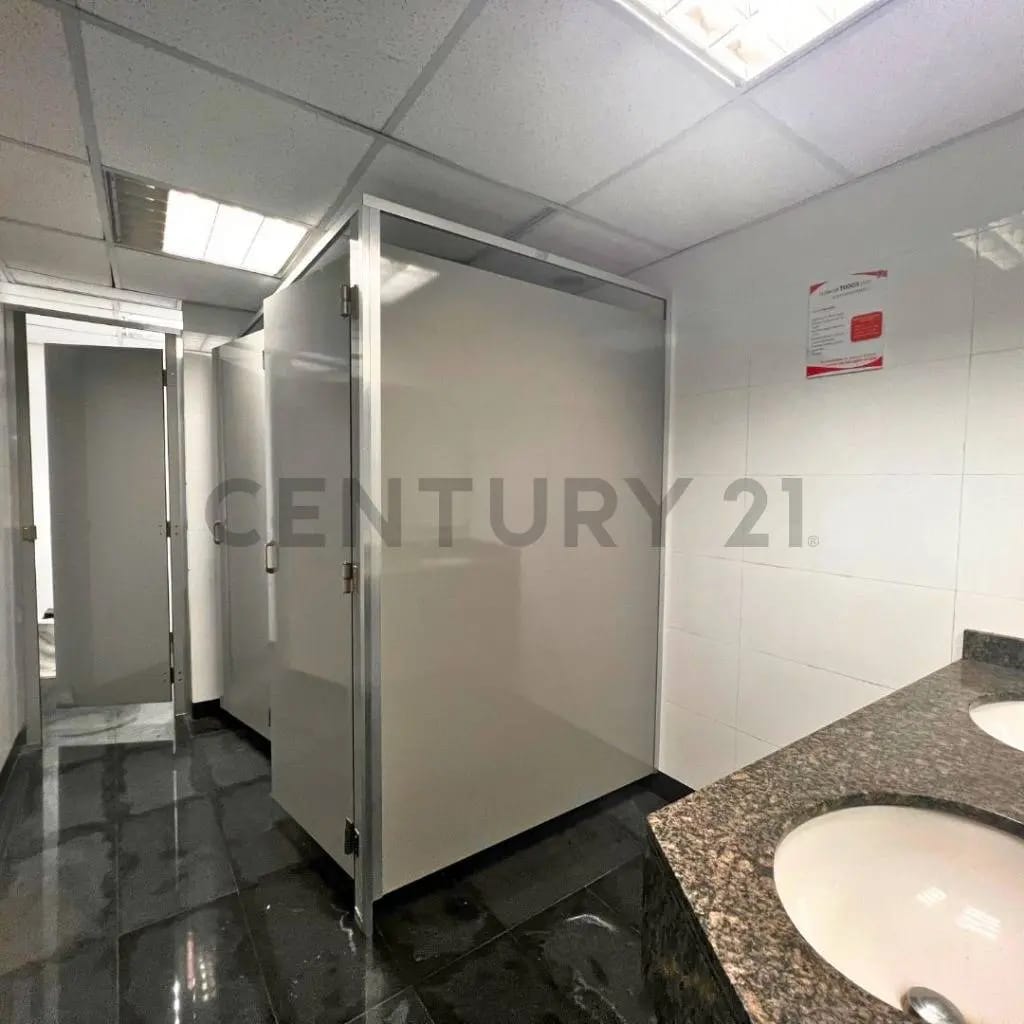 Local en Venta La Candelaria: Donde el capital no espera por la rentabilidad - 17