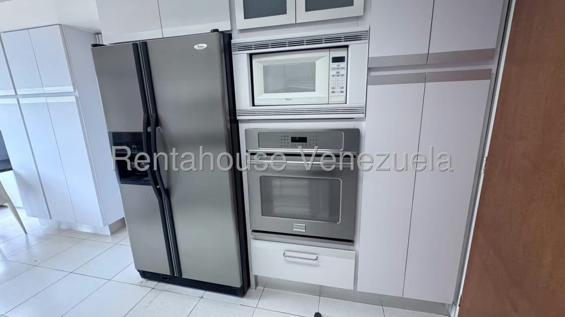 Apartamento (1 Nivel) en Alquiler en Campo Alegre, Distrito Metropolitano - 20
