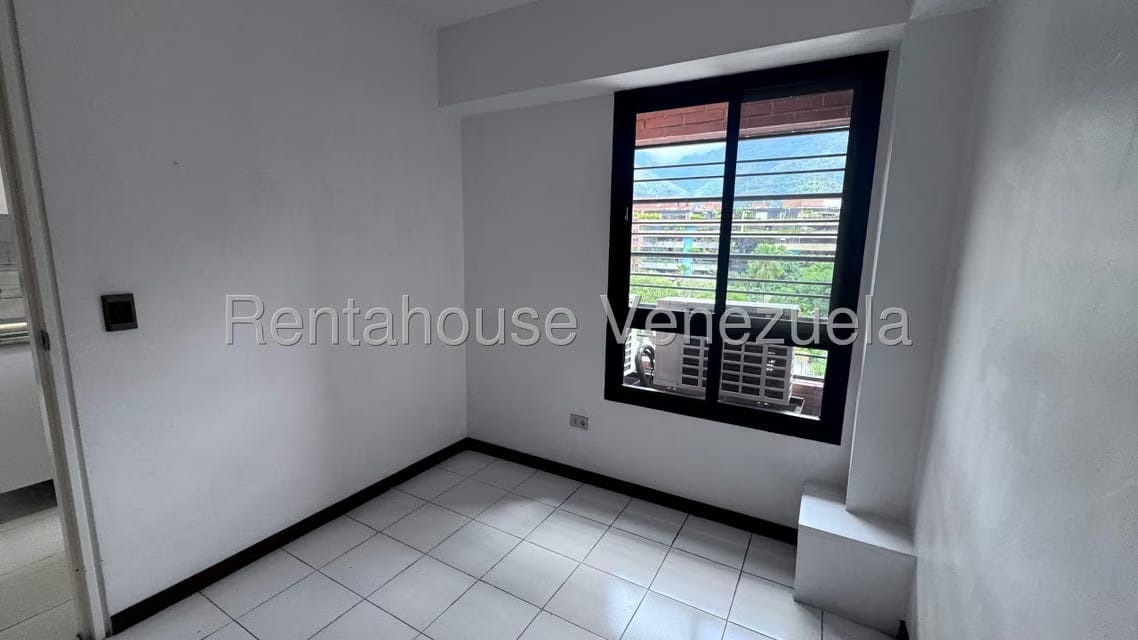 Apartamento (1 Nivel) en Alquiler en Campo Alegre, Distrito Metropolitano - 23