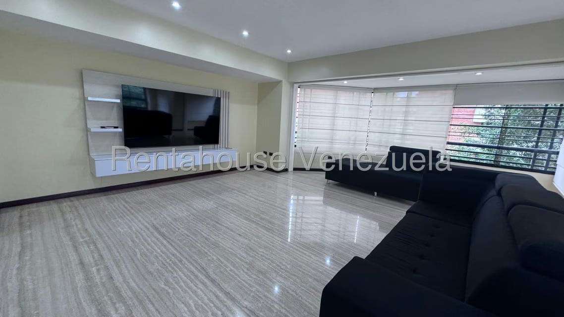 Apartamento (1 Nivel) en Alquiler en Campo Alegre, Distrito Metropolitano - 5
