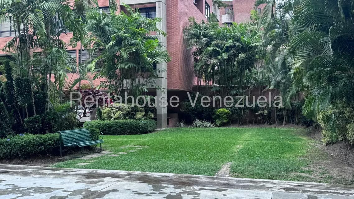 Apartamento (1 Nivel) en Alquiler en Campo Alegre, Distrito Metropolitano - 48