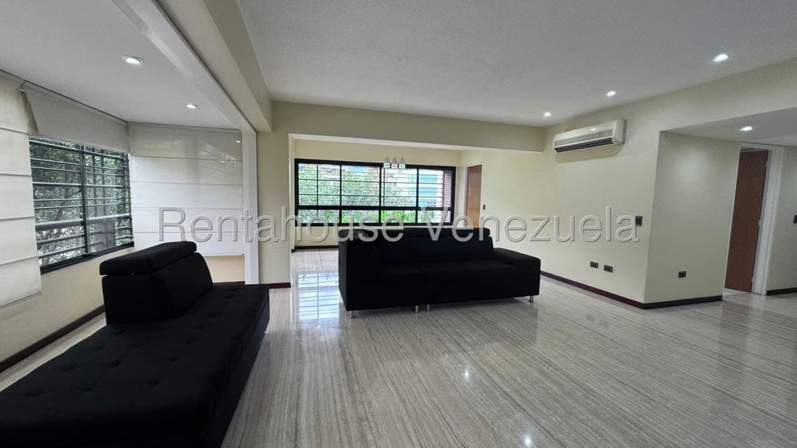 Apartamento (1 Nivel) en Alquiler en Campo Alegre, Distrito Metropolitano - 8