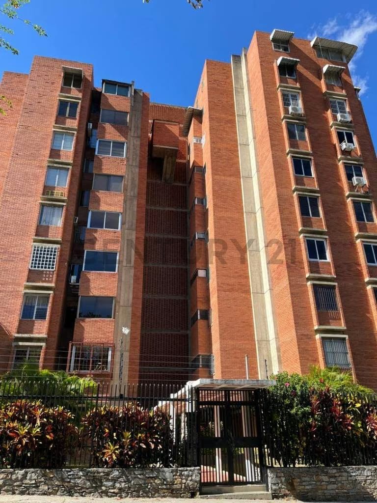 APARTAMENTO EN ALQUILER TOTALMENTE REMODELADO