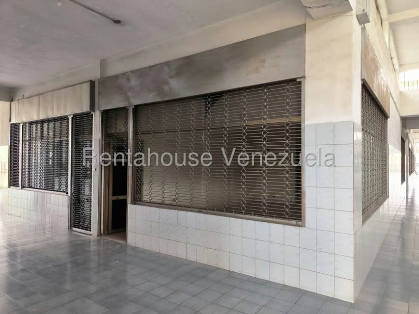 Comercial (Local Comercial) en Alquiler en Guatire, Miranda - 13