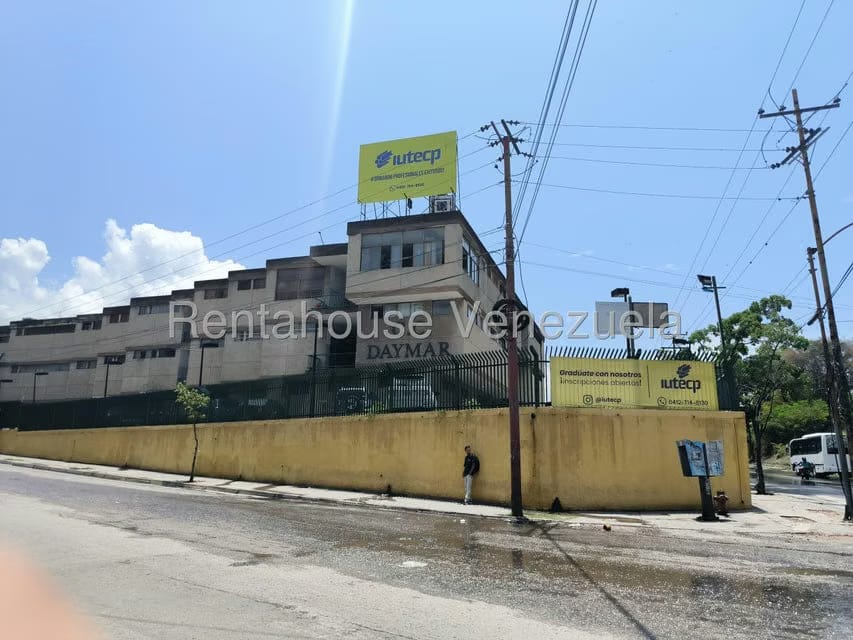Comercial (Local Comercial) en Alquiler en Guatire, Miranda - 3