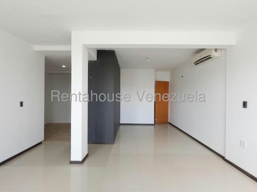 Casa (1 Nivel) en Venta en Ciudad Roca, Lara - 28