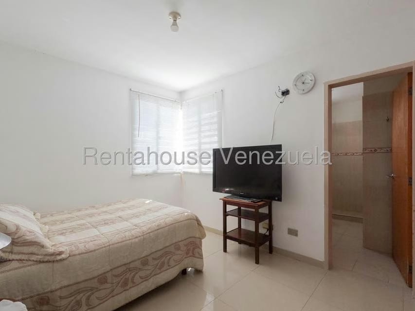Casa (1 Nivel) en Venta en Ciudad Roca, Lara - 33