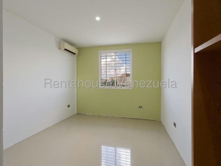 Casa (1 Nivel) en Venta en Ciudad Roca, Lara - 35