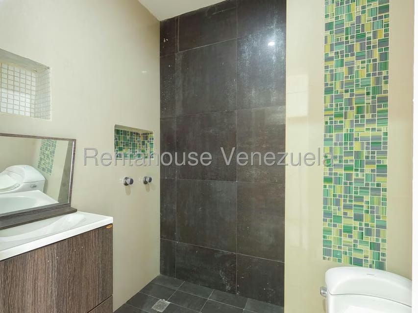 Casa (1 Nivel) en Venta en Ciudad Roca, Lara - 41