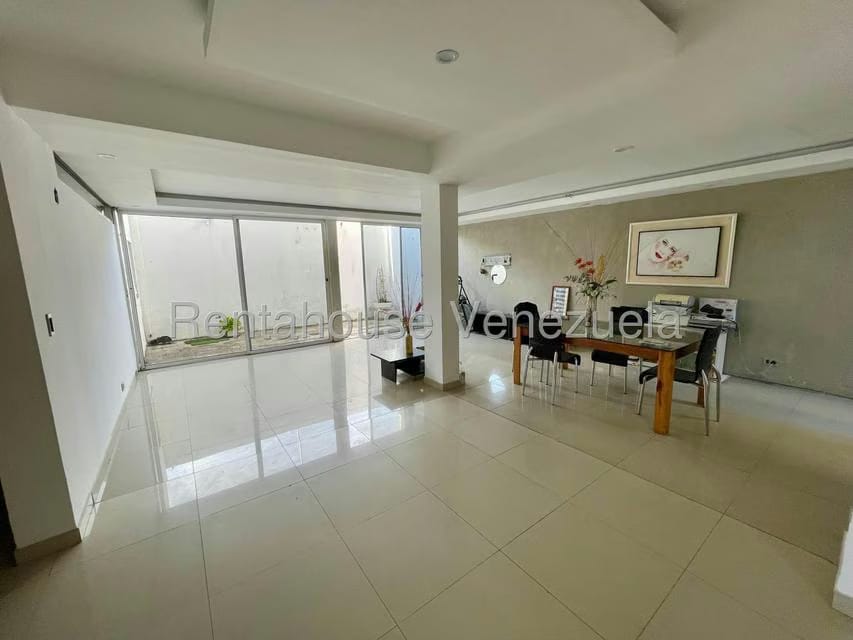 Casa (1 Nivel) en Venta en Ciudad Roca, Lara - 10