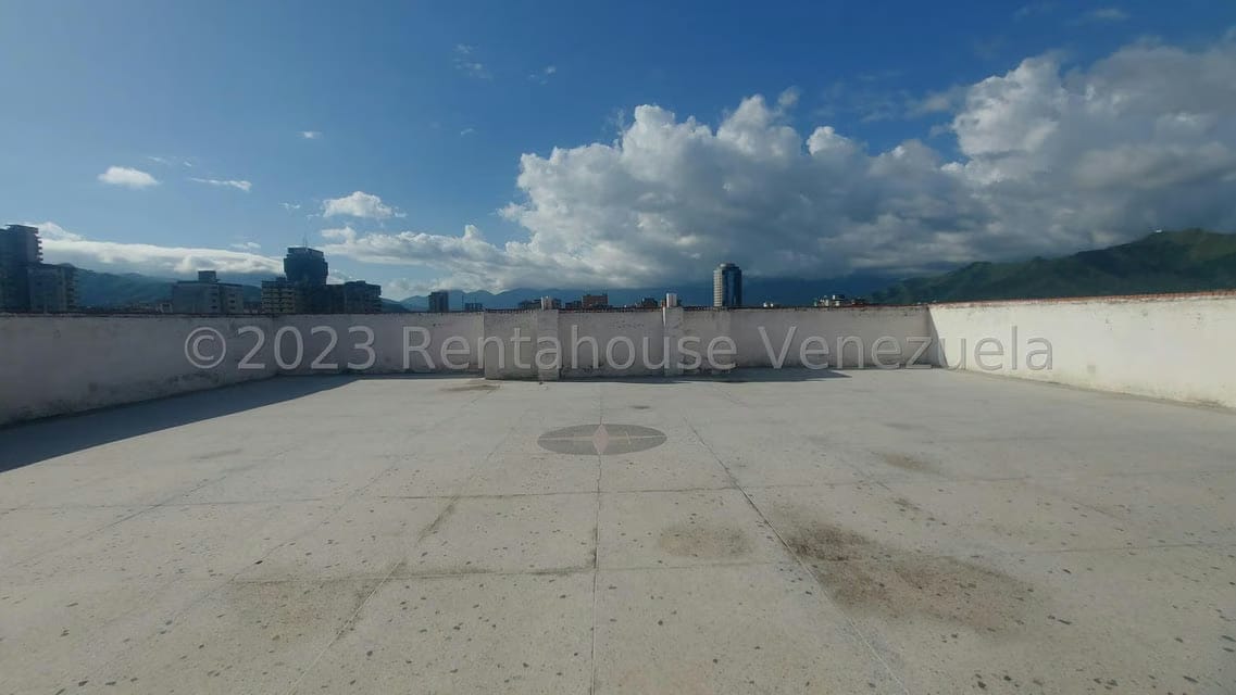 Comercial (Local Comercial) en Alquiler en Las Acacias, Carabobo - 11