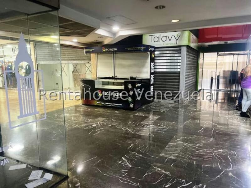 Comercial (Local Comercial) en Alquiler en Prados del Este, Distrito Metropolitano - 12