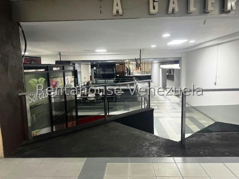 Comercial (Local Comercial) en Alquiler en Prados del Este, Distrito Metropolitano - 10
