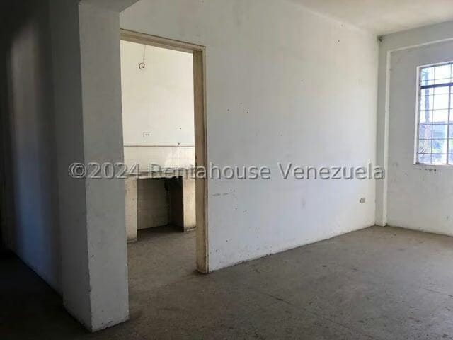 Comercial (Local Comercial) en Alquiler en La Candelaria, Carabobo - 34