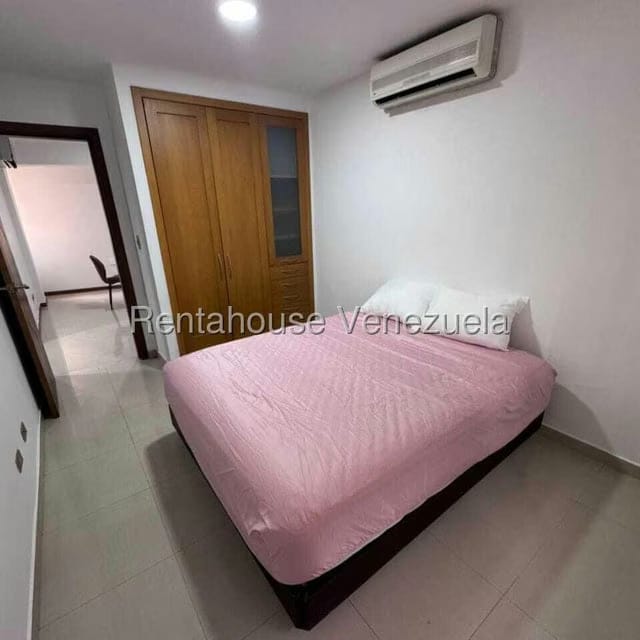 Apartamento (1 Nivel) en Alquiler en Palma Real, Carabobo - 11