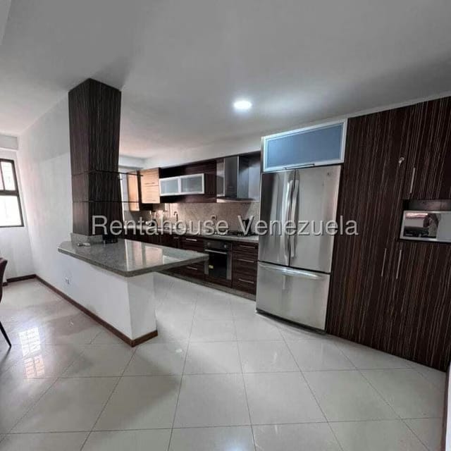 Apartamento (1 Nivel) en Alquiler en Palma Real, Carabobo - 6