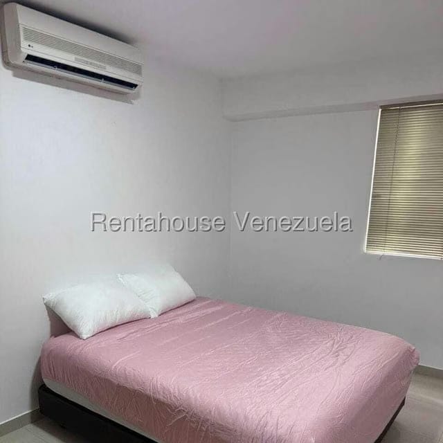 Apartamento (1 Nivel) en Alquiler en Palma Real, Carabobo - 10