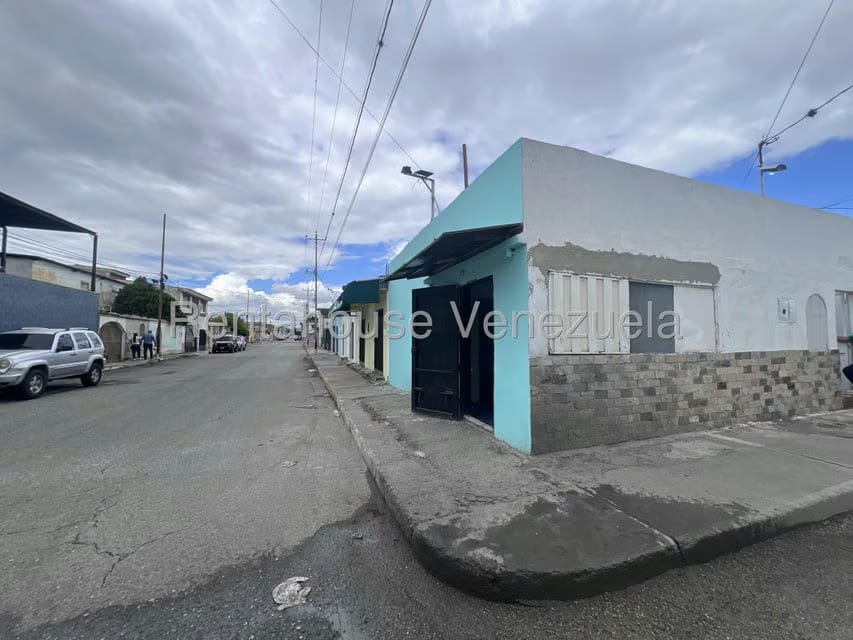 Comercial (Local Comercial) en Alquiler en Centro, Lara