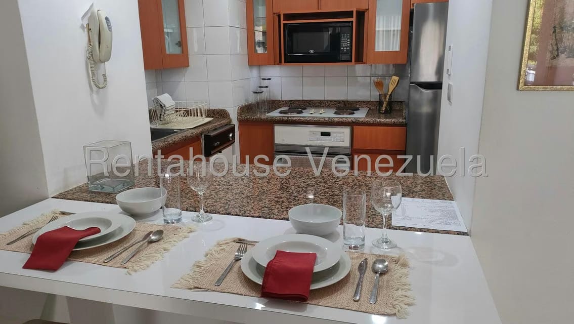Apartamento (1 Nivel) en Alquiler en Altamira, Distrito Metropolitano - 12