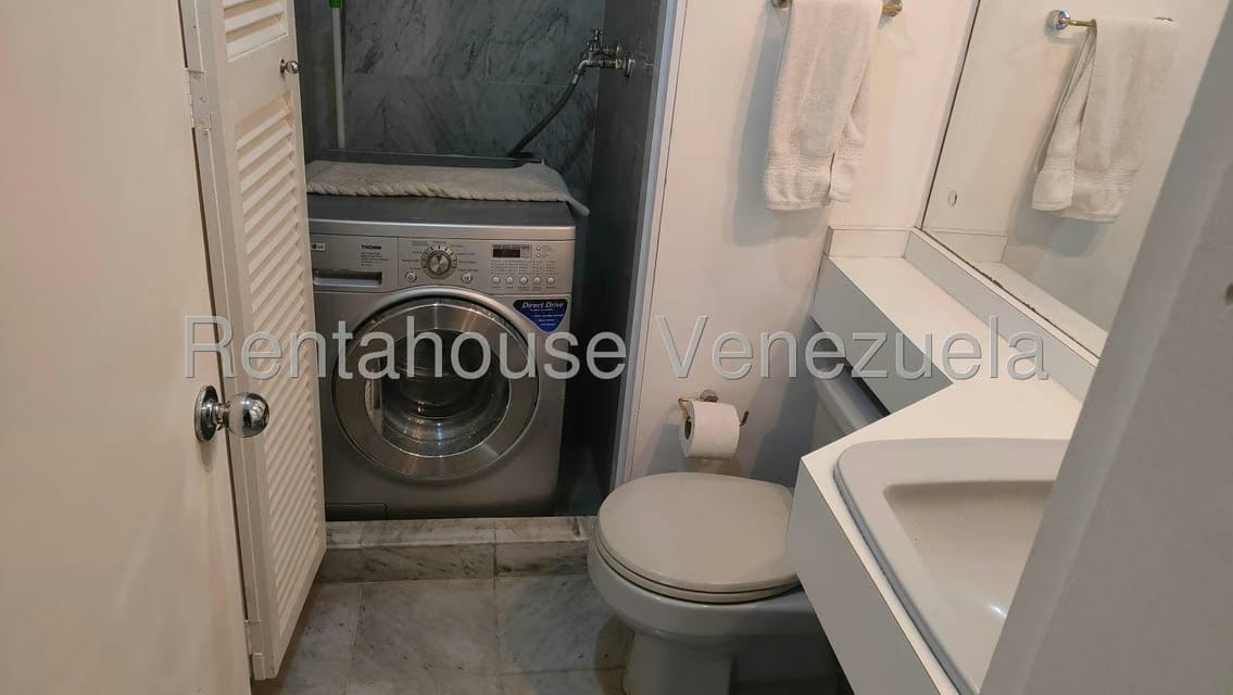 Apartamento (1 Nivel) en Alquiler en Altamira, Distrito Metropolitano - 19