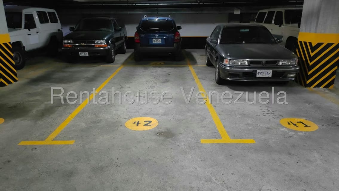 Apartamento (1 Nivel) en Alquiler en Altamira, Distrito Metropolitano - 31