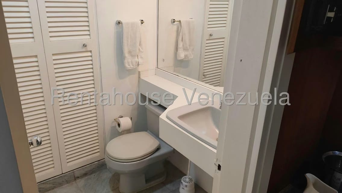 Apartamento (1 Nivel) en Alquiler en Altamira, Distrito Metropolitano - 7