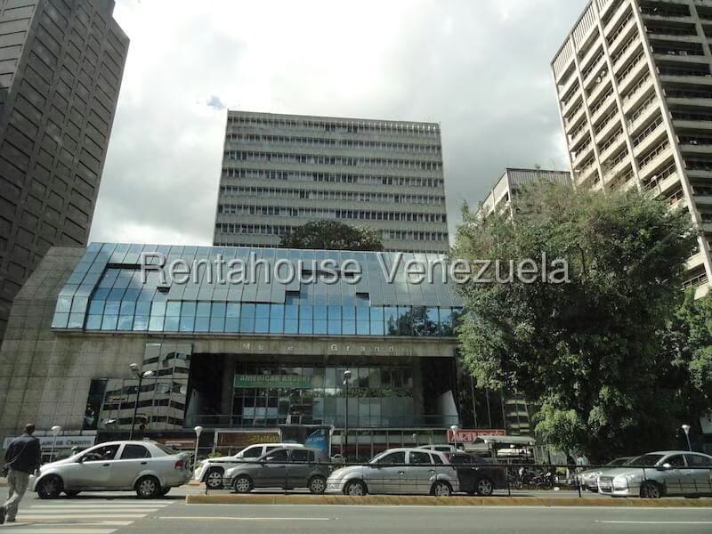 Comercial (Oficina) en Alquiler en Los Palos Grandes, Distrito Metropolitano - 29