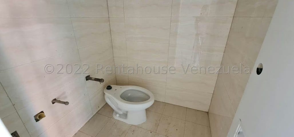 LOCAL COMERCIAL EN VENTA – YENNIEF ROJAS - 5