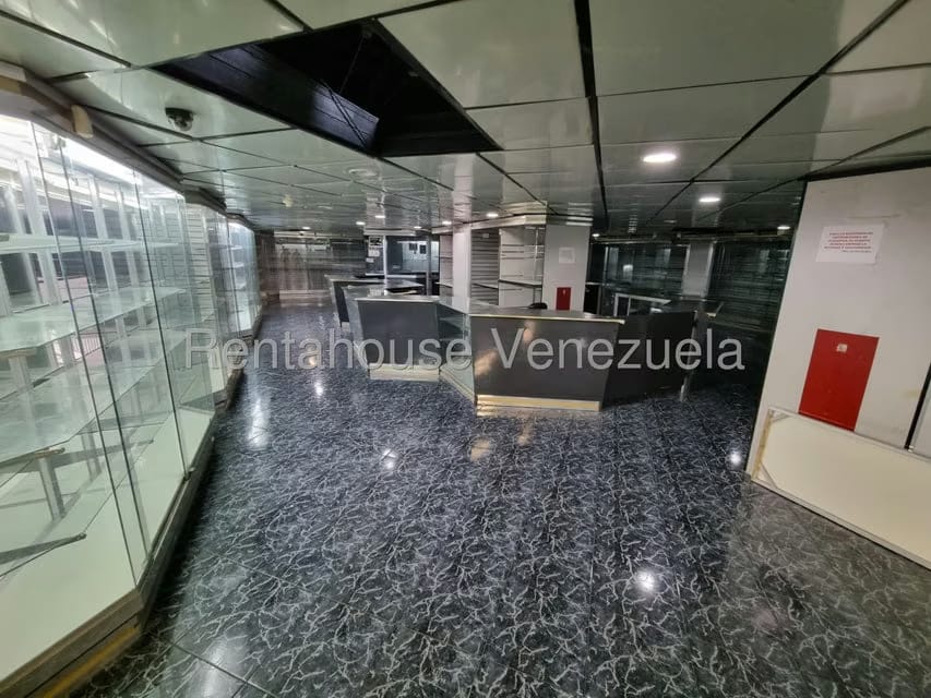 Comercial (Local Comercial) en Alquiler en Parroquia La Candelaria, Distrito Metropolitano - 7