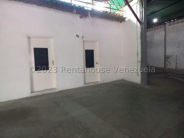 Comercial (Galpon - Deposito) en Venta en Guatire, Miranda - 3