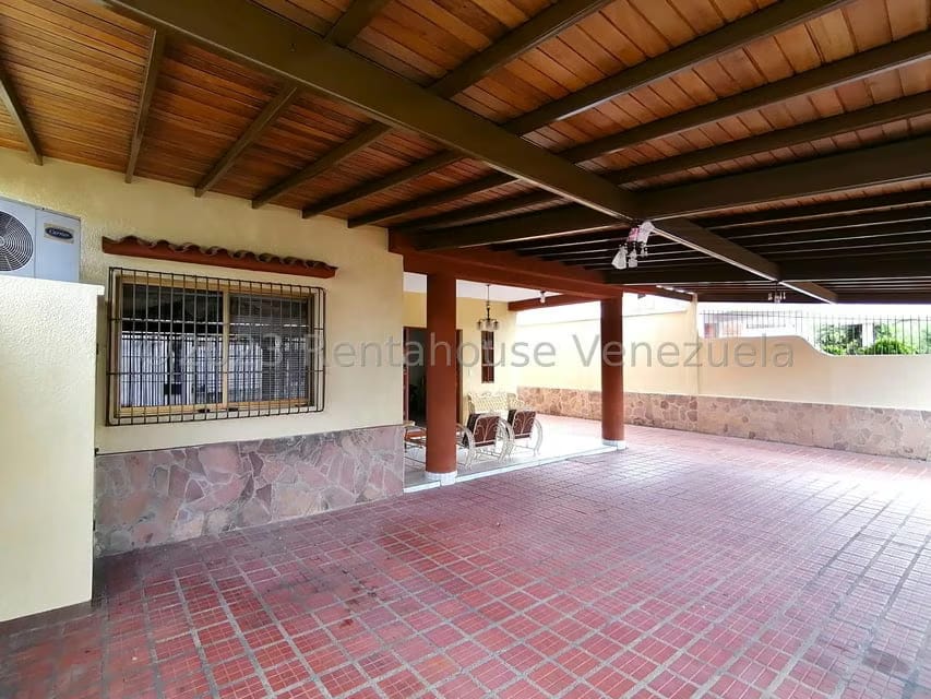 Casa (Multipes Niveles) en Venta en Zona Este, Lara - 3