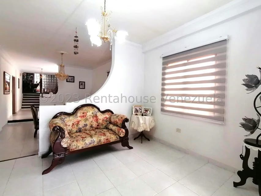Casa (Multipes Niveles) en Venta en Zona Este, Lara - 4