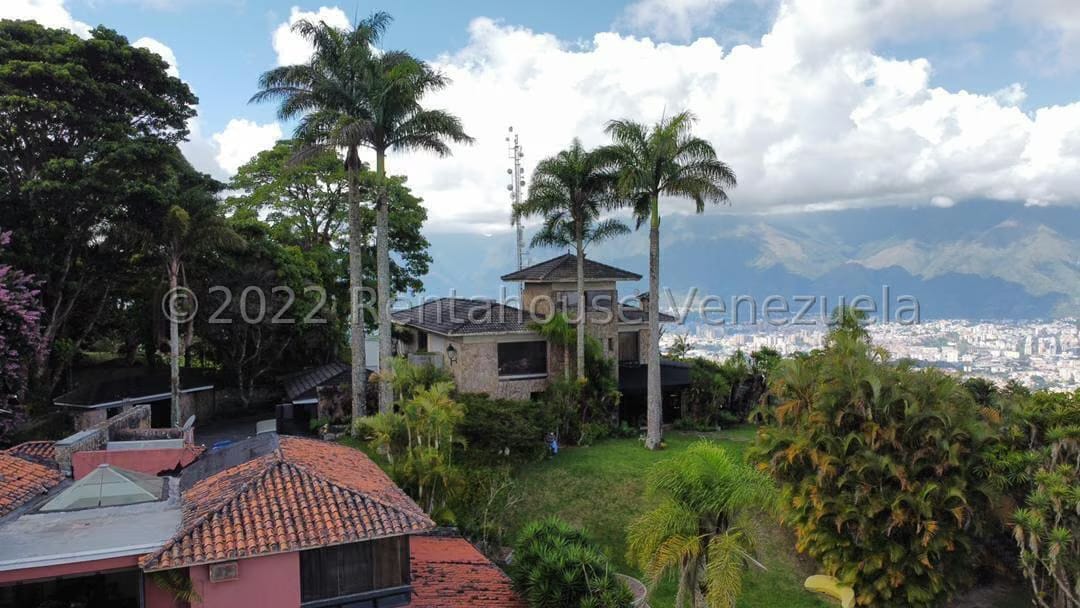 Casa (Multipes Niveles) en Venta en La Lagunita Country Club, Distrito Metropolitano - 3