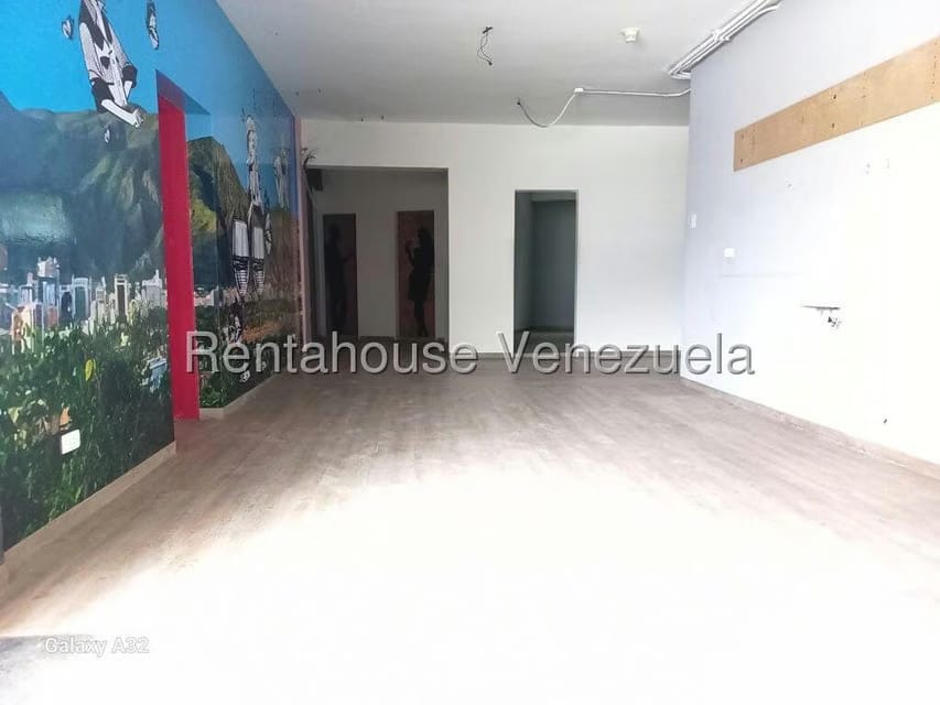 Comercial (Galpon - Deposito) en Alquiler en La Urbina, Distrito Metropolitano - 13