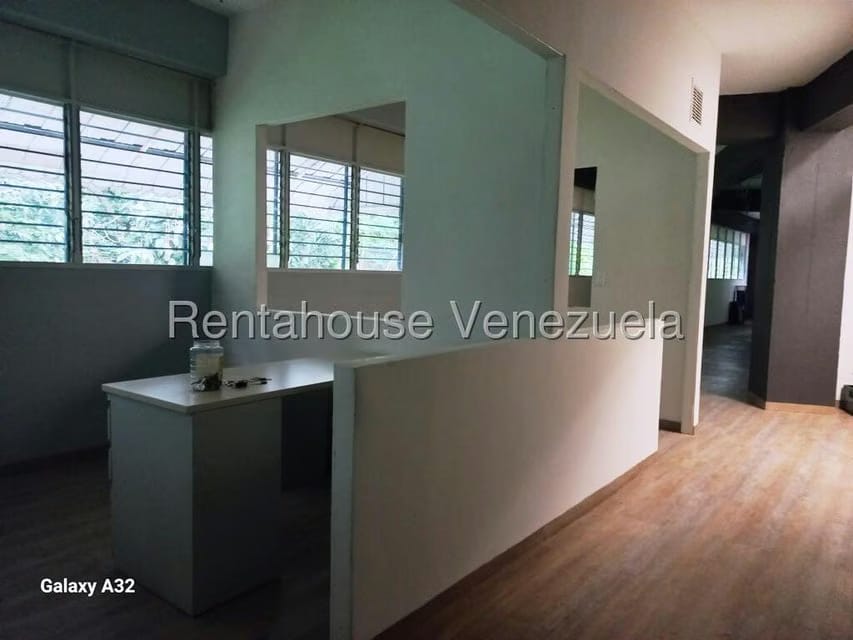 Comercial (Galpon - Deposito) en Alquiler en La Urbina, Distrito Metropolitano - 17