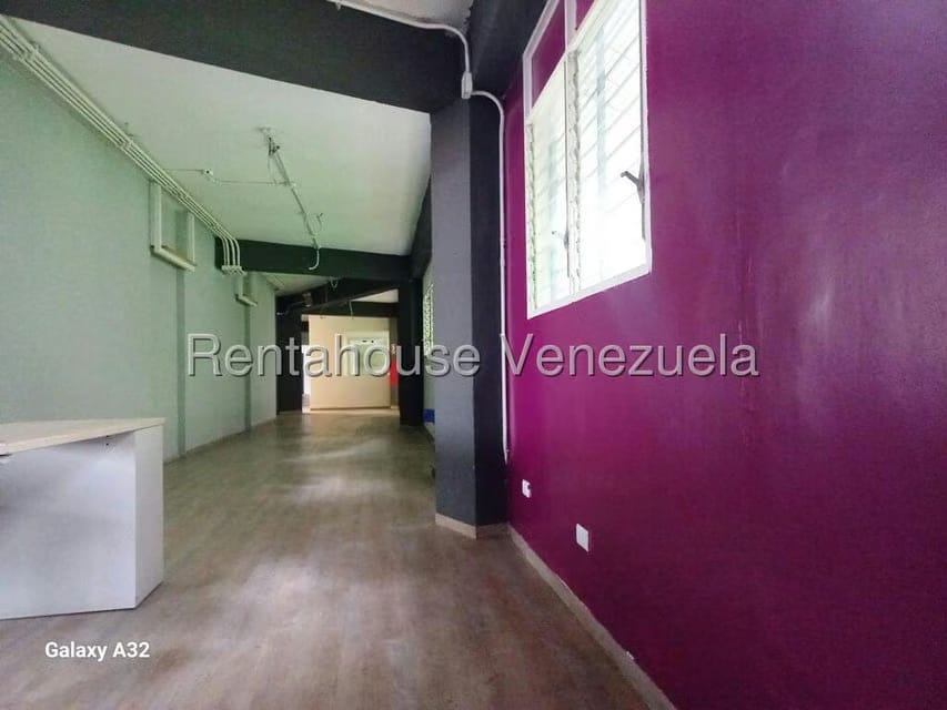 Comercial (Galpon - Deposito) en Alquiler en La Urbina, Distrito Metropolitano - 18