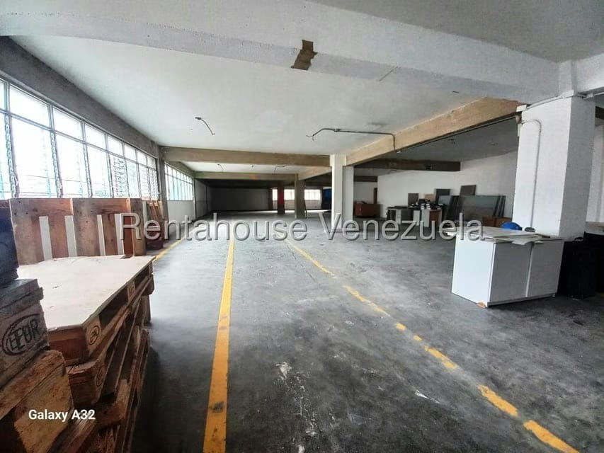 Comercial (Galpon - Deposito) en Alquiler en La Urbina, Distrito Metropolitano - 8